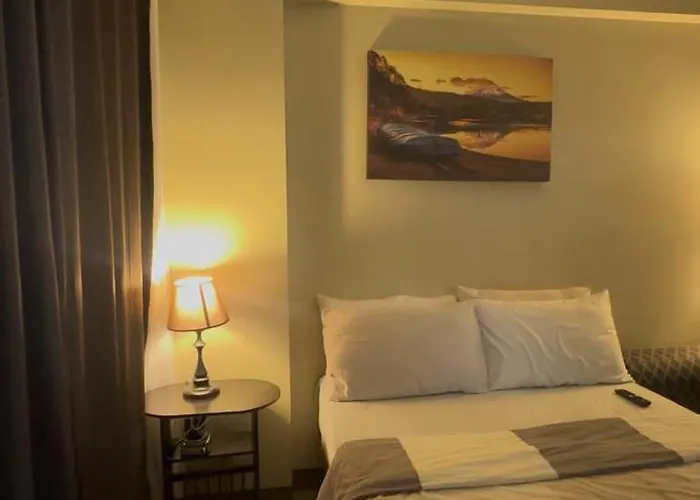 Tala Vera Condotel At Newport Pasay *